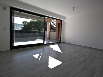 Gran Departamento 4 ambientes y Cochera a estrenar