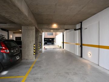 Gran Departamento 4 ambientes y Cochera a estrenar