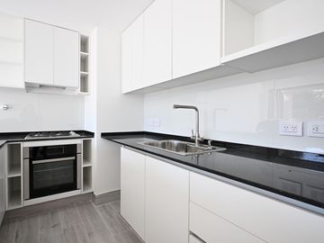 Gran Departamento 4 ambientes y Cochera a estrenar