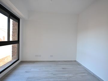 Gran Departamento 4 ambientes y Cochera a estrenar