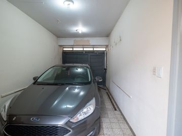 CASA EN VENTA 4 DORMITORIOS CON COCHERA SALADILLO