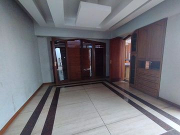 EN VENTA CASA 3 DORMITORIOS BARRIO SALADILLO