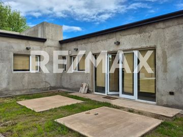 Venta Casa Las Brisas Plottier
