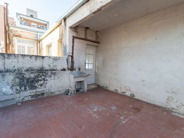 Planta Alta de 3 dorm y escritorio en el centro