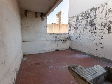 Planta Alta de 3 dorm y escritorio en el centro