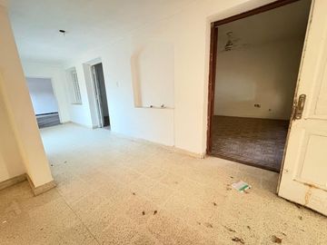 CASA FUNCIONAL DOS DORMITORIOS ZONA JERARQUICOS