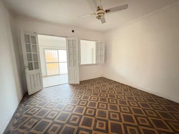 CASA FUNCIONAL DOS DORMITORIOS ZONA JERARQUICOS