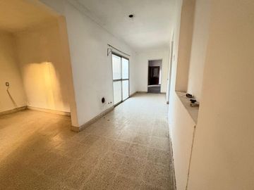 CASA FUNCIONAL DOS DORMITORIOS ZONA JERARQUICOS