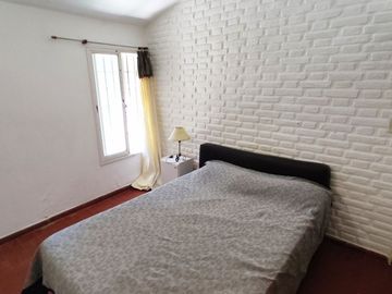VENTA CASA 3 DORM PISCINA ESCRITURA CARLOS PAZ