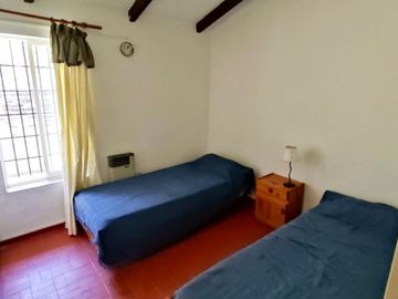 VENTA CASA 3 DORM PISCINA ESCRITURA CARLOS PAZ