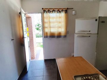 VENTA CASA 3 DORM PISCINA ESCRITURA CARLOS PAZ