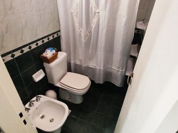 VENTA CASA 3 DORM PISCINA ESCRITURA CARLOS PAZ