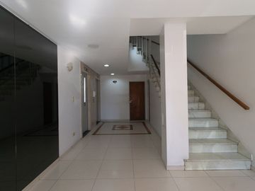 DEPTO 3 AMB - BAULERA - COCHERA FIJA - BALCÓN