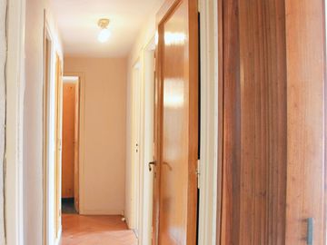 VENTA DPTO 4 AMB  CON TOILETTE Y BALCÓN EN FLORES