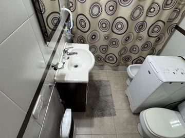 VENTA DOS PH SIN EXPENSAS CON  2 BALCONES