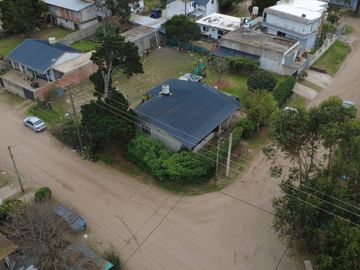 VENTA CASA GESELL ZONA GOLF GAS NATURAL 3 DORM