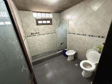 VENTA CASA GESELL ZONA GOLF GAS NATURAL 3 DORM