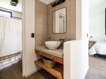 VENTA CASA 5 AMBIENTES BARRIO PIONEROS PINAMAR