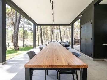 VENTA CASA 5 AMBIENTES BARRIO PIONEROS PINAMAR