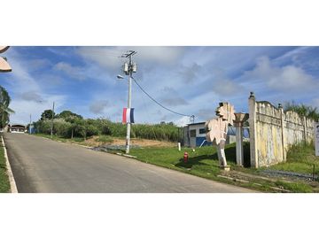 Se Vende Terreno Comercial en Vacamonte, a pocos metros de Autopista
