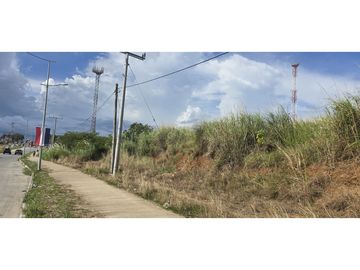 Se Vende Terreno Comercial en Vacamonte, a pocos metros de Autopista