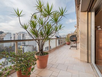 PISO 4 AMB C DEPEND COCH VENTA BALCON ATERRAZADO
