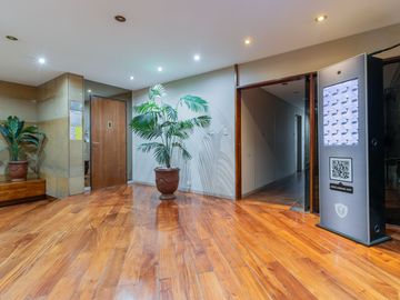 PISO 4 AMB C DEPEND COCH VENTA BALCON ATERRAZADO