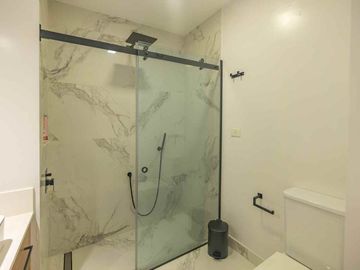 Venta Dpto. 4 amb. Palermo Chico patio y cochera