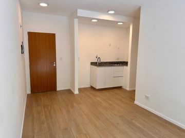 VENTA DEPARTAMENTO 2 AMB CON BALCON CHACARITA