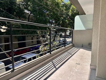 VENTA DEPARTAMENTO 2 AMB CON BALCON CHACARITA