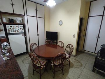 VENTA CASA 5 AMBIENTES QUINCHO COCHERA 2 AUTOS