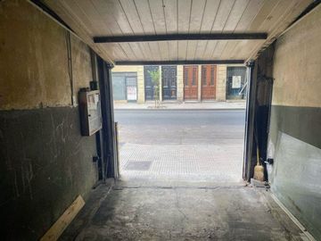 Cochera cubierta en venta - 12m2 - Balvanera