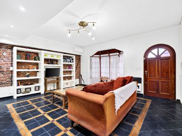 Venta Casa Chalet ,2 coch/ Patio Terraza IMPECABLE