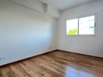 DEPTO EN VNT 3AMB DEVOTO A ESTRENAR C BALCÓN