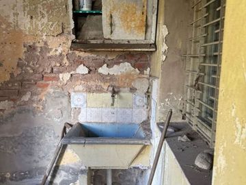 Venta Lote con casa  Villa Sarmiento APTA CREDITO