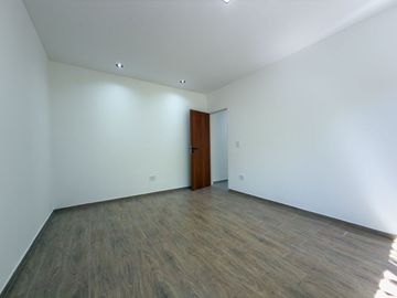 Casa en venta City Bell. 3 dormitorios, a estrenar