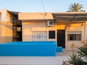 VENTA CASA DE 3 AMB. Y GALPON 2 PLANTAS (FINANCIA)