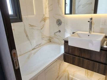 VENTA DOS AMBIENTES EN PALERMO A ESTRANAR