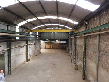ALQUILER – DEPÓSITO - GALPÓN + OFICINAS Y VIVIENDA