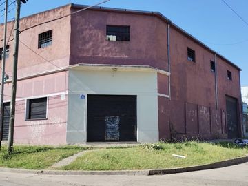 Venta Galpón 200Mts²-OPORTUNIDAD-PERMUTA