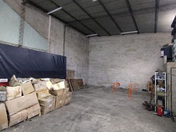 Venta Galpón 200Mts²-OPORTUNIDAD-PERMUTA