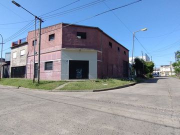 Venta Galpón 200Mts²-OPORTUNIDAD-PERMUTA