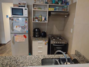 VENTA MODERNO y EXCELENTE 2 AMB- EDIF. CATEGORIA
