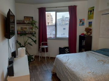 VENTA MODERNO y EXCELENTE 2 AMB- EDIF. CATEGORIA