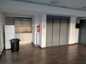 VENTA MODERNO y EXCELENTE 2 AMB- EDIF. CATEGORIA