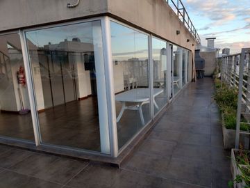 VENTA MODERNO y EXCELENTE 2 AMB- EDIF. CATEGORIA
