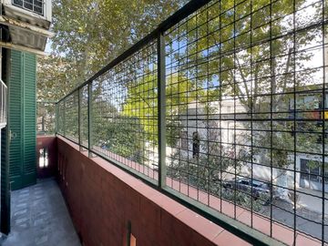 VENTA PH 6AMB MUY LUMINOSO BALCÓN TERRAZA QUINCHO