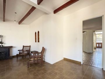 VENTA PH 6AMB MUY LUMINOSO BALCÓN TERRAZA QUINCHO