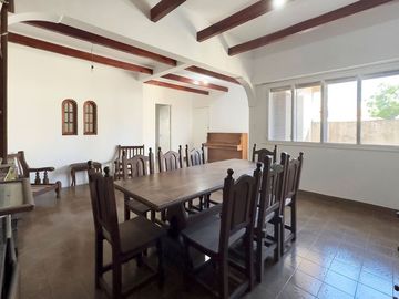 VENTA PH 6AMB MUY LUMINOSO BALCÓN TERRAZA QUINCHO