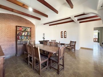 VENTA PH 6AMB MUY LUMINOSO BALCÓN TERRAZA QUINCHO